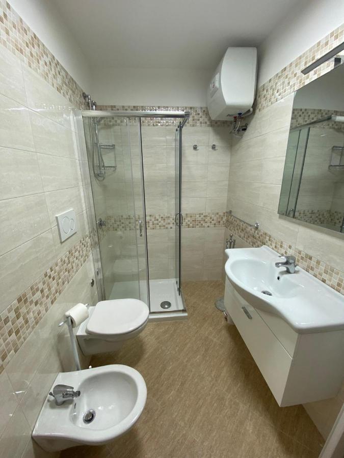 Touristhouse Monopoli 10 Bed & Breakfast Exterior foto