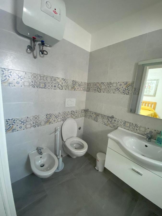 Touristhouse Monopoli 10 Bed & Breakfast Exterior foto