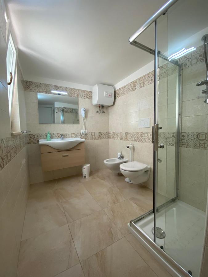 Touristhouse Monopoli 10 Bed & Breakfast Exterior foto