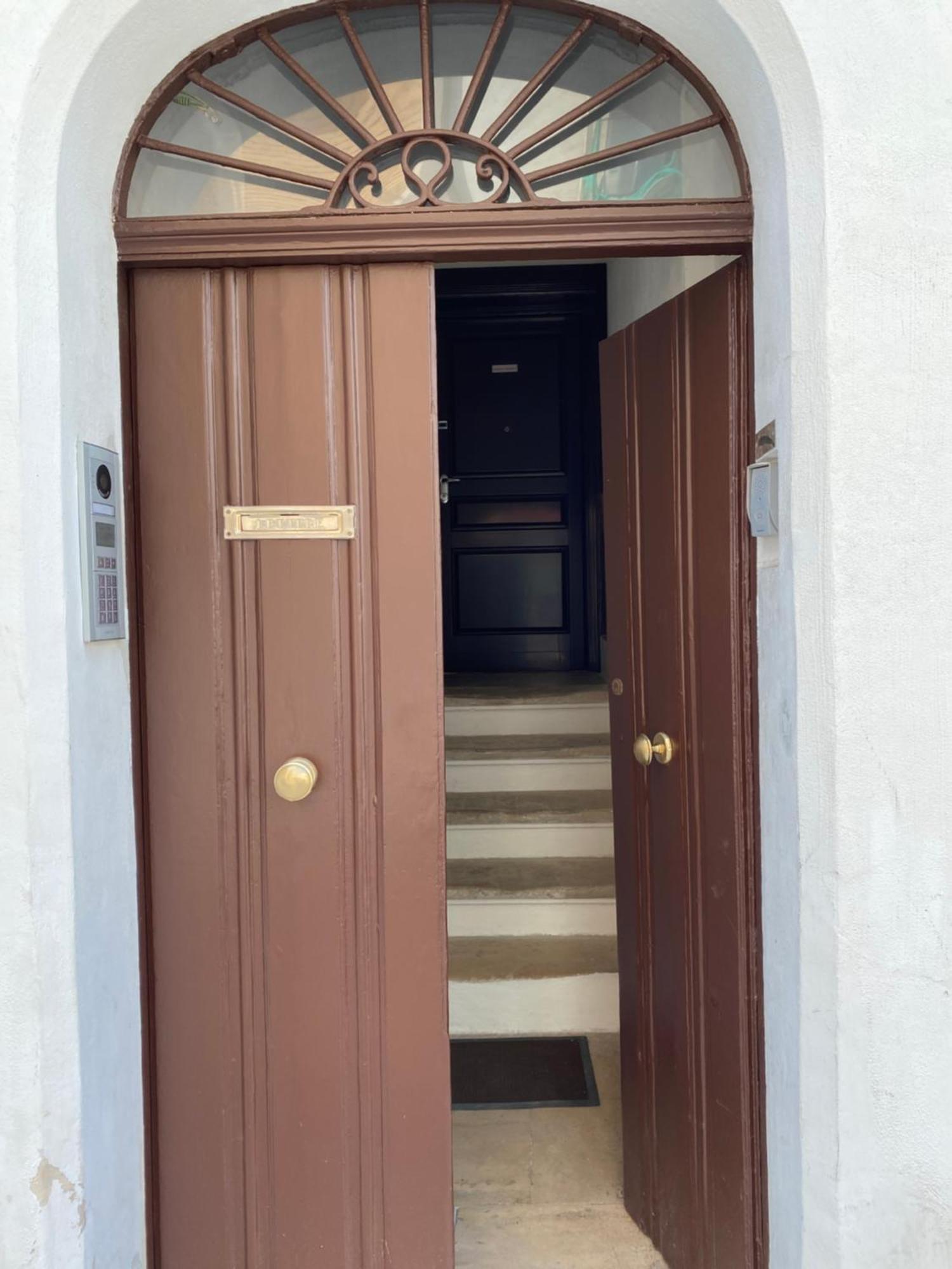 Touristhouse Monopoli 10 Bed & Breakfast Exterior foto